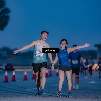 Runner Photo 7517183