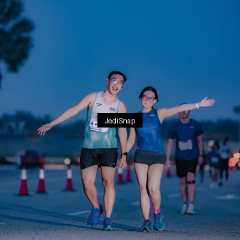 Runner Photo 7517188