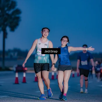 Runner Photo 7517190