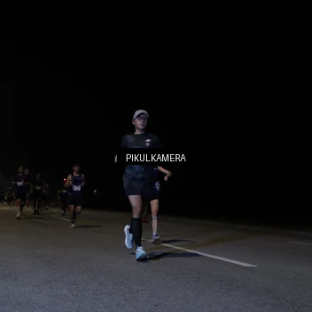 Runner Photo 7517192