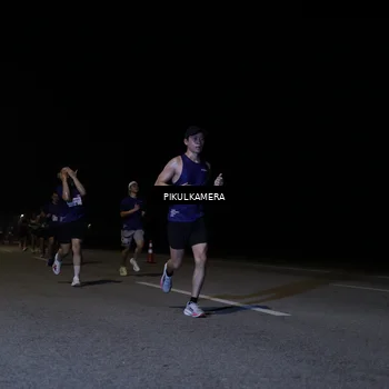 Runner Photo 7517195