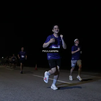 Runner Photo 7517212
