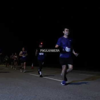 Runner Photo 7517219