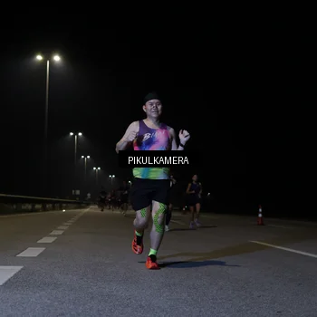 Runner Photo 7517220