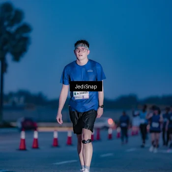 Runner Photo 7517225