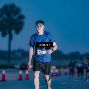 Runner Photo 7517227