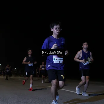 Runner Photo 7517238