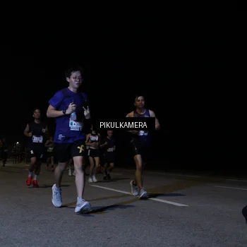 Runner Photo 7517244