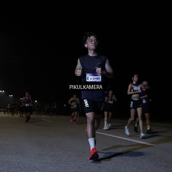 Runner Photo 7517255