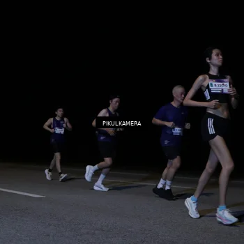 Runner Photo 7517256