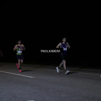 Runner Photo 7517269