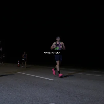 Runner Photo 7517271