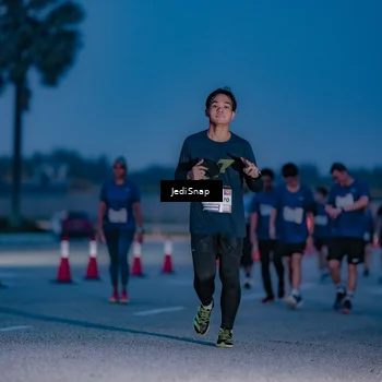 Runner Photo 7517273