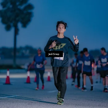 Runner Photo 7517275