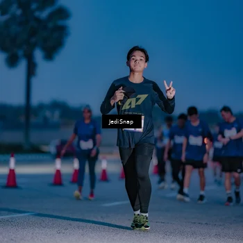 Runner Photo 7517276