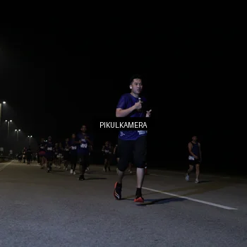 Runner Photo 7517306