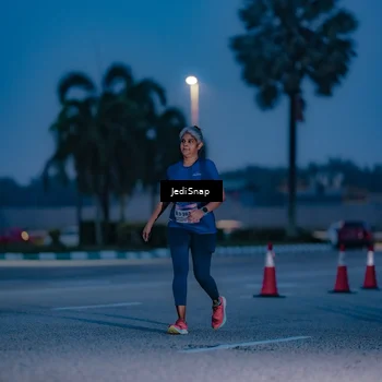 Runner Photo 7517307