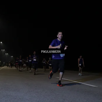 Runner Photo 7517313