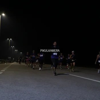Runner Photo 7517315