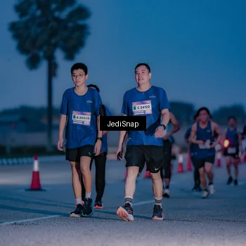 Runner Photo 7517320