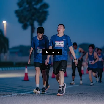 Runner Photo 7517323