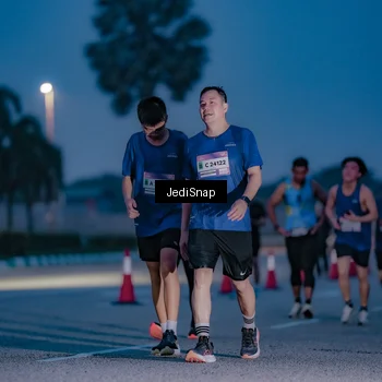 Runner Photo 7517325