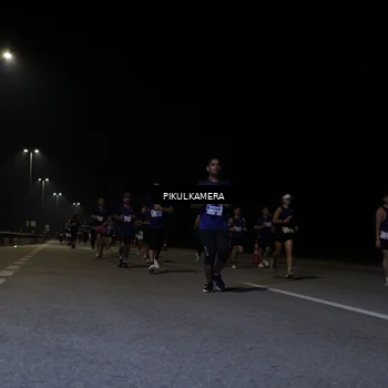 Runner Photo 7517337