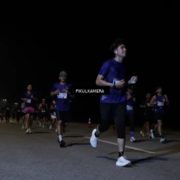 Runner Photo 7517339