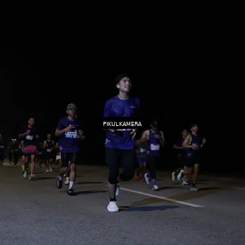 Runner Photo 7517340