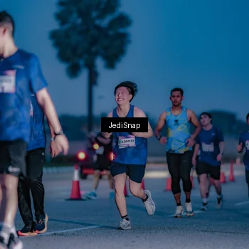 Runner Photo 7517343