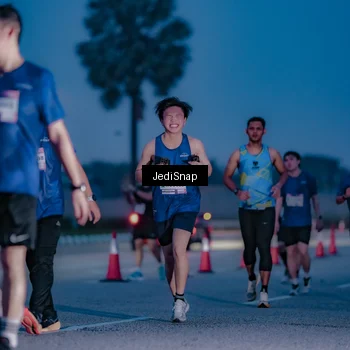 Runner Photo 7517345
