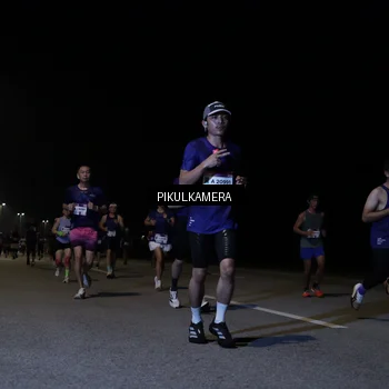 Runner Photo 7517350