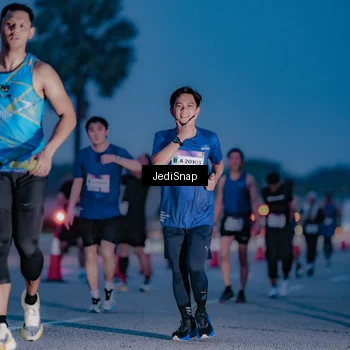 Runner Photo 7517352