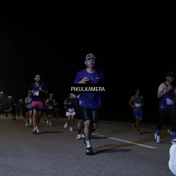 Runner Photo 7517358
