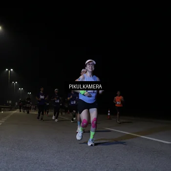 Runner Photo 7517367