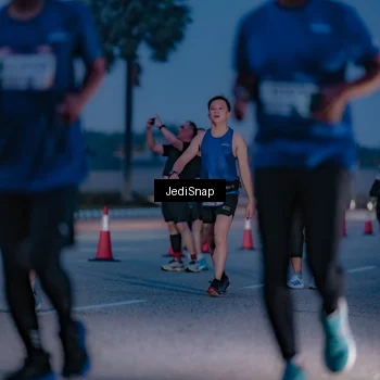 Runner Photo 7517374