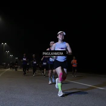 Runner Photo 7517378