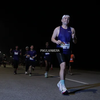 Runner Photo 7517380
