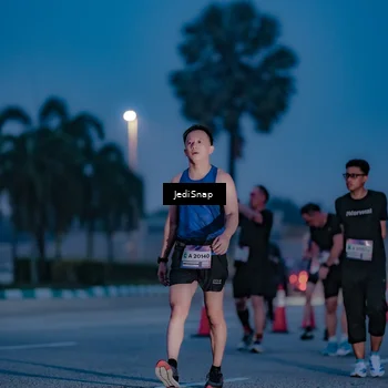 Runner Photo 7517385