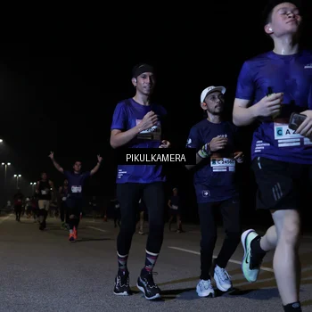 Runner Photo 7517397