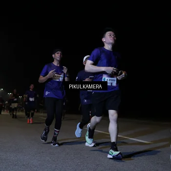 Runner Photo 7517398