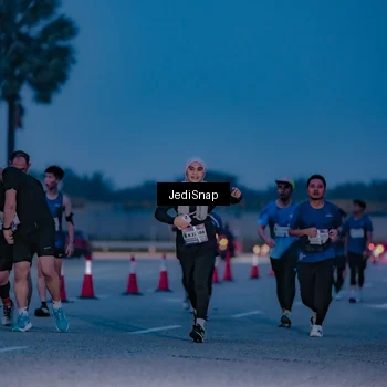 Runner Photo 7517402