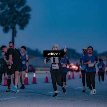 Runner Photo 7517413