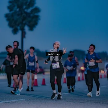Runner Photo 7517414