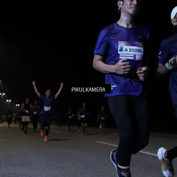 Runner Photo 7517418