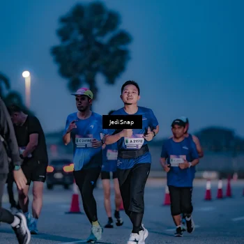 Runner Photo 7517431
