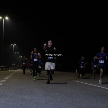 Runner Photo 7517432