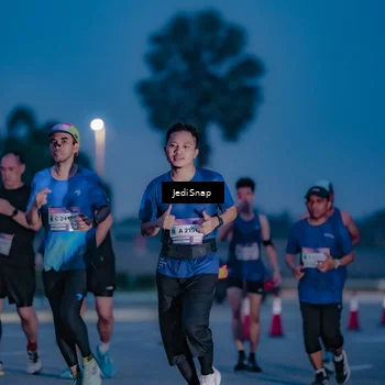 Runner Photo 7517434