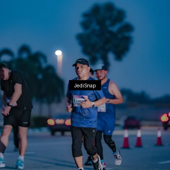 Runner Photo 7517448