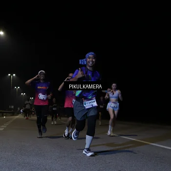 Runner Photo 7517451